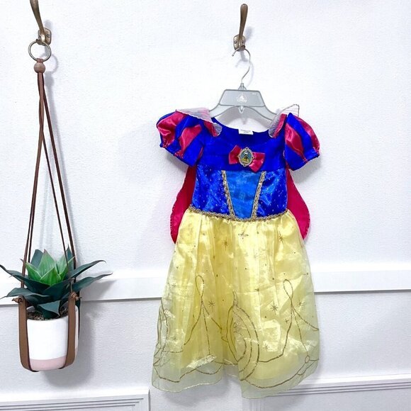 Disney Store Parks Snow White Halloween Costume with Cape Size 3T - Picture 1 of 6
